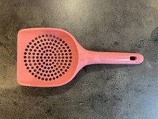 Streuschaufel rosa - kleine Löcher 