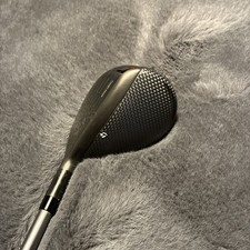 TaylorMade Qi35 Max Hybrid Rescue 4 Regular Flex 23 Grad, Rechtshand