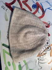 Fendi Mütze Hell Weiß Fell