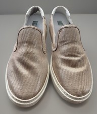Goldene Slipper Turnschuhe in