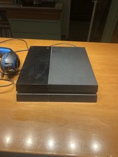 Sony PlayStation 4 Konsole (PS4) – mit Gaming Headset – gebraucht, funktioniert