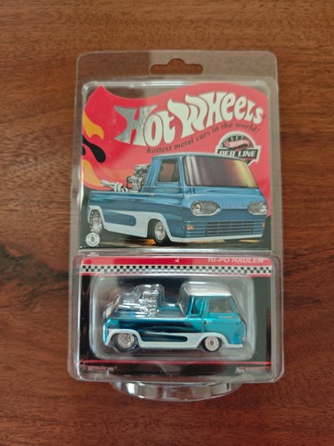 Hot wheels red - hot,