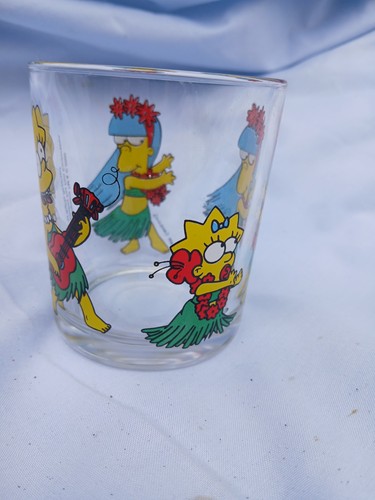 Maggie lisa the simpsons - &,