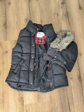 Ärmellose Jacke / Weste mit Kapuze