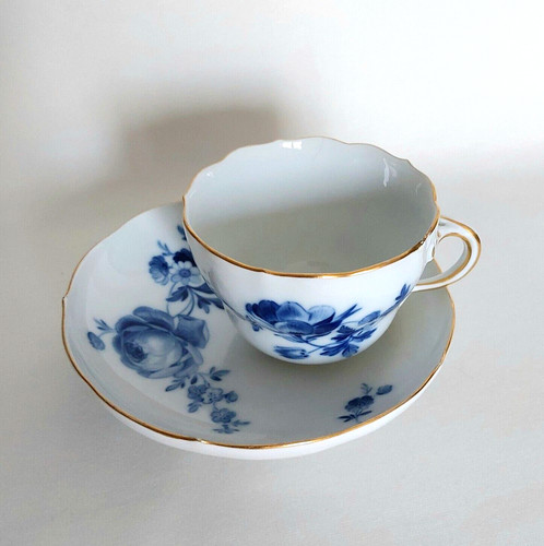 Kaffeetasse mit untertasse - kaffeetasse,