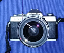 Minolta xg-1 analog mit Zoom-Objektiv Tokina28-70mm 1:3,5-4,5 d=62mm