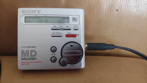Sony r70 minidisc recorder - mz-r70,