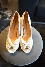 Meine Buffalo LONDON  High Heels Stiletto Peep Toes Gr. 39 creme weiss Satin