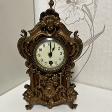 Antike Tischuhr / Kaminuhr von