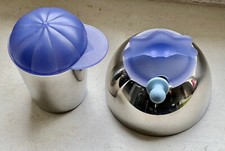 Set WMF Cromargan Zuckerdose mit Löffel und Milchkännchen Serie Sugar Baby Blau