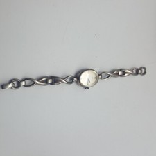 Emka Geneve Swissmade  versilberte Armbanduhr Mechanisch Oval Form 