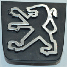 PEUGEOT SV HERCULES SR 50 EMBLEM LOGO LÖWE ROLLER FRONT ABDECKUNG DECKEL