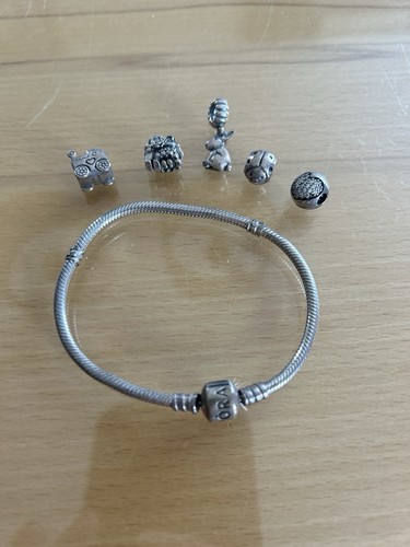 Pandora armband mit charms - pandora,
