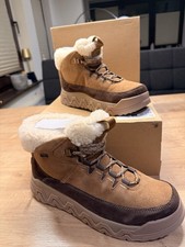 UGG Boots Schnürstiefelette