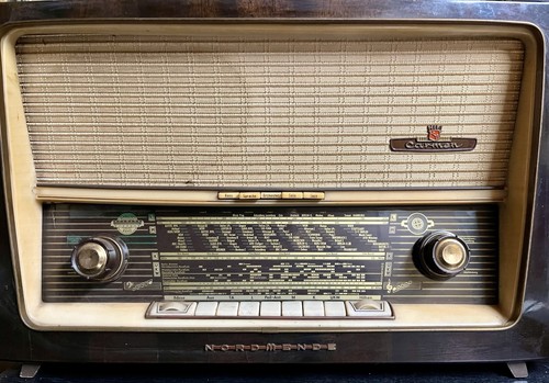 Altes radio von - radio,