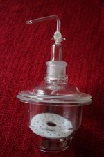 Exsikkator 150 mm mit Porzellanplatte u. Entlüftungshahn