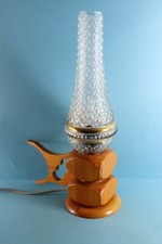ALTE NACHTTISCHLAMPE MIT HOLZFUSS  DDR
