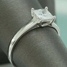 1 Ct Prinzessschliff Moissanit