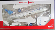Modellflugzeuge 1:200 Herpa Wings Snap Fit Boeing 787 Dreamliner United Airlines