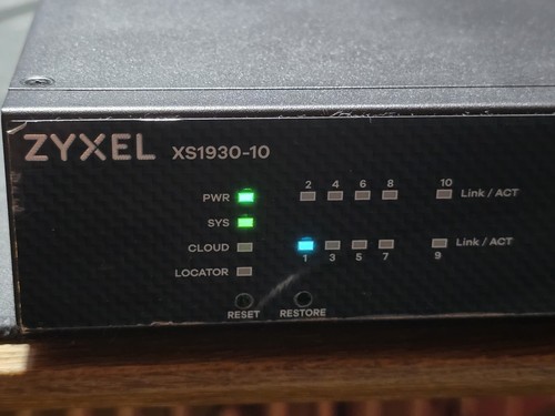 Zyxel xs1930 port - zyxel, xs1930-10,