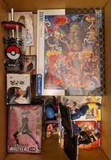 Anime/ Manga Paket mit Mangas/ Figuren/ Tasse usw.