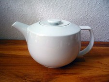 weiße Teekanne TCM - Kaffeekanne - Kaffee / Tee Kanne - Tschibo