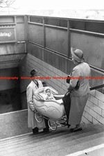 F020489 Berliner am U Bahn