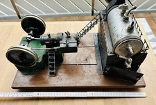 Große schwere Dampfmaschine mit Aggregat von Bischoff, Dresden (?)