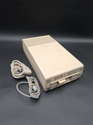 Commodore 1541 floppy disk - commodore,