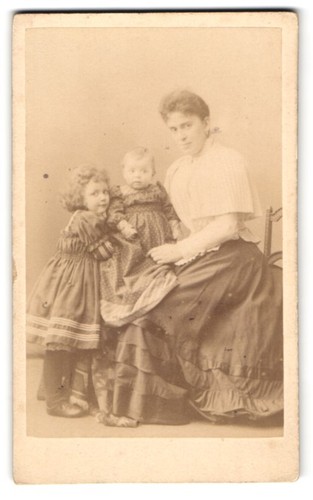 Fotografie mutter kleid - mutter, im