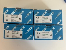 SICK DT50-P1123 1047118 Distanzsensor *NEU, OVP*