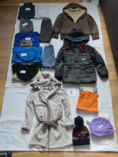 JUNGEN  BEKLEIDUNGSSPAKET  GR. 122 / 128   HERBST / WINTER  14 TEILE  MIT JACKEN