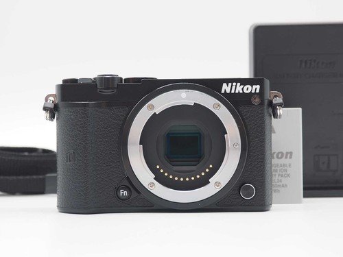 Nikon 8mp spiegellose - 20.8mp,