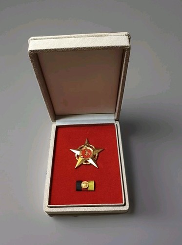 Ddr orden stern der - 'stern,