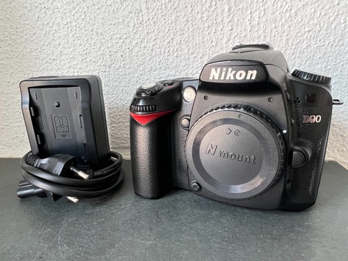 Nikon d90 3mp - nikon,