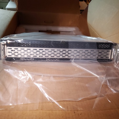 Thecus w8900 rackmount - thecus,