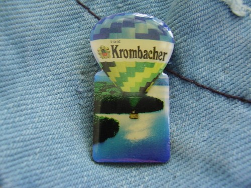 Pin krombacher brauerei - pin,