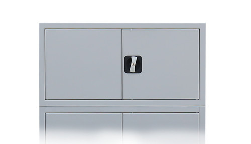 Aufsatzschrank mit