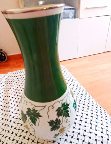 Spechtsbrunn vase - spechtsbrunn,