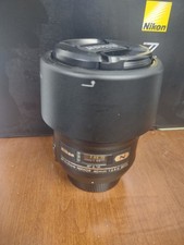 Nikon AF-S VR Micro-NIKKOR