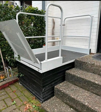 ROLLSTUHLLIFT PLATTFORMLIFT HUBLIFT TREPPENLIFT FAHRSTUHL AUFZUG HEBELIFT LIFT
