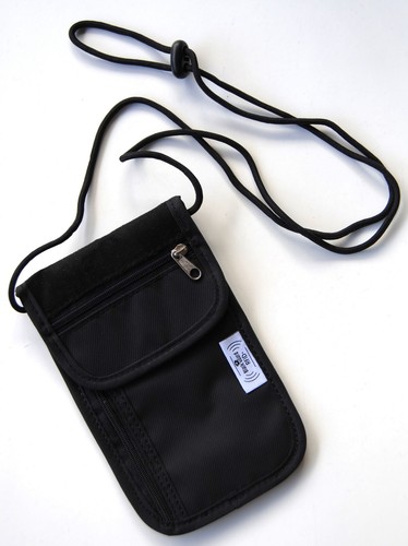 REISEBRUSTTASCHE
