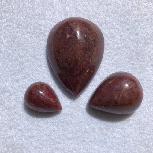 Rubin cabochon konvolut - rubin,