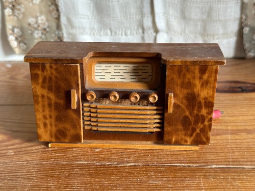 5025 6978 altes radio - altes, mit