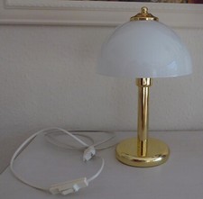 Tischlampe Tischleuchte goldfarbenden Messingfuß und Milchglas Lampenschirm