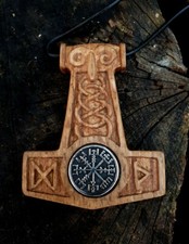 Thorshammer Holz Runen