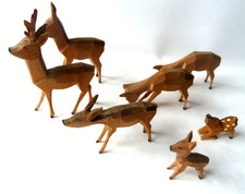 Geschnitzte Rehe, Erzgebirge, Herde/Sprung, 7 Tiere