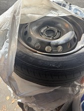 Renault Clio 4x Stahlfelgen  – guter Zustand, Reifen unbrauchbar