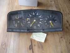 Tachometer Mercedes W123 1235426801 Kombiinstrument geprüft Zählwerk hängt zeitw