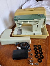 Merritt Nähmaschine 2404